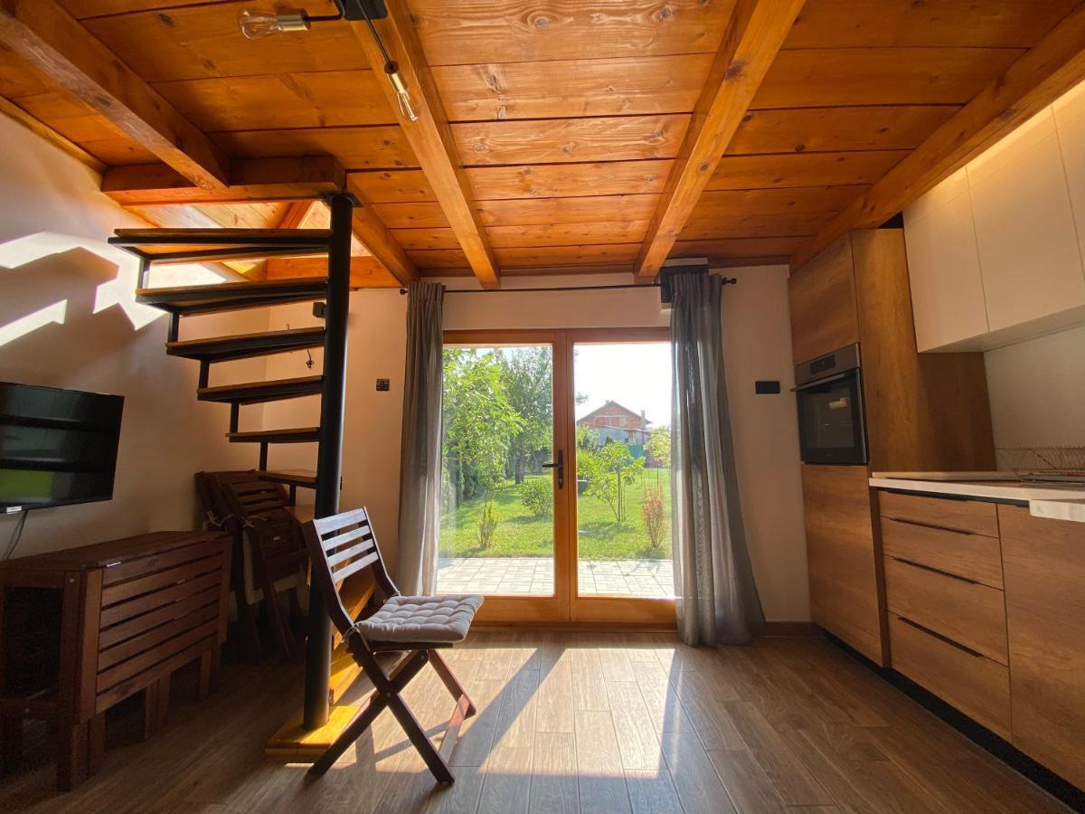 Petrovaradin Chalet Novi Sad Ngoại thất bức ảnh