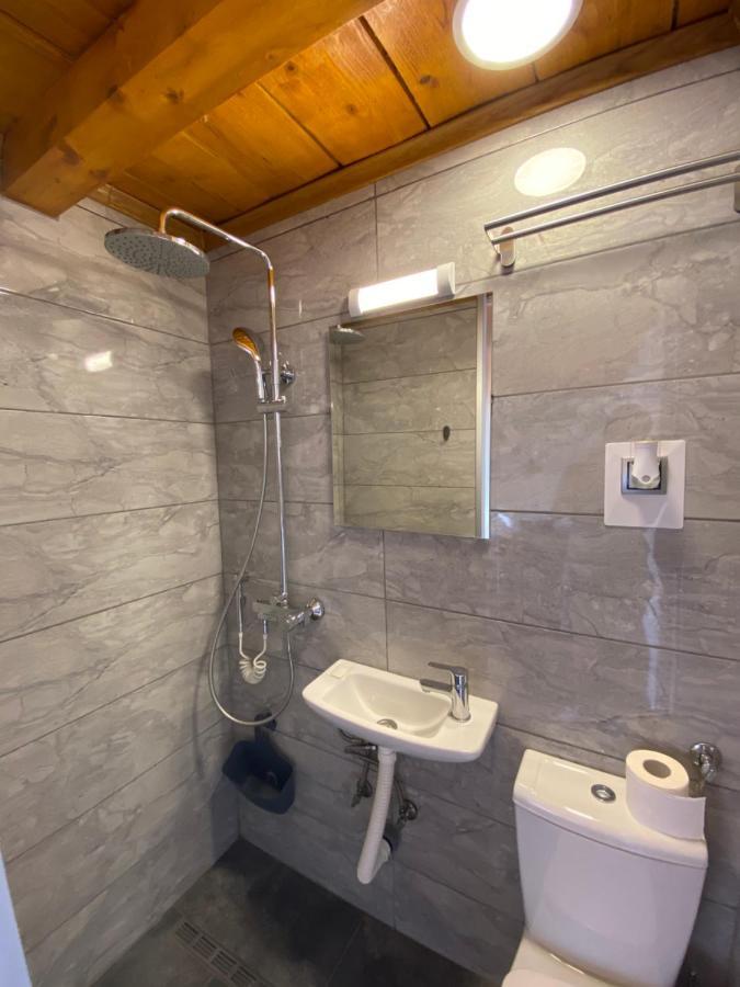 Petrovaradin Chalet Novi Sad Ngoại thất bức ảnh