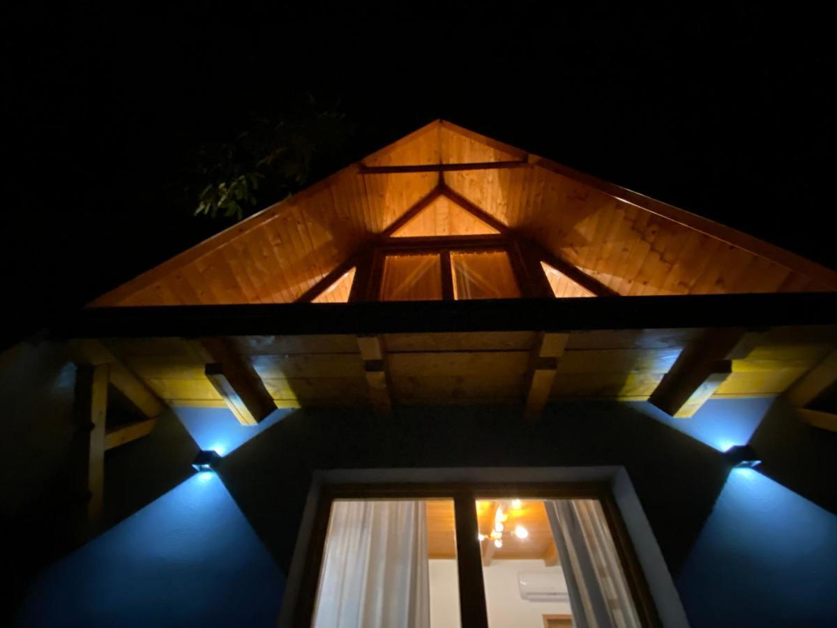Petrovaradin Chalet Novi Sad Ngoại thất bức ảnh