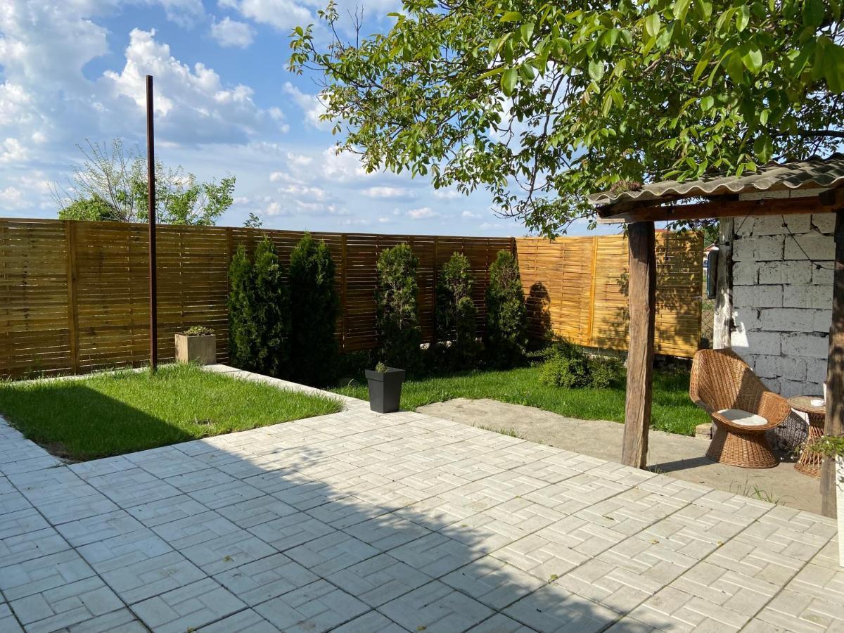 Petrovaradin Chalet Novi Sad Ngoại thất bức ảnh